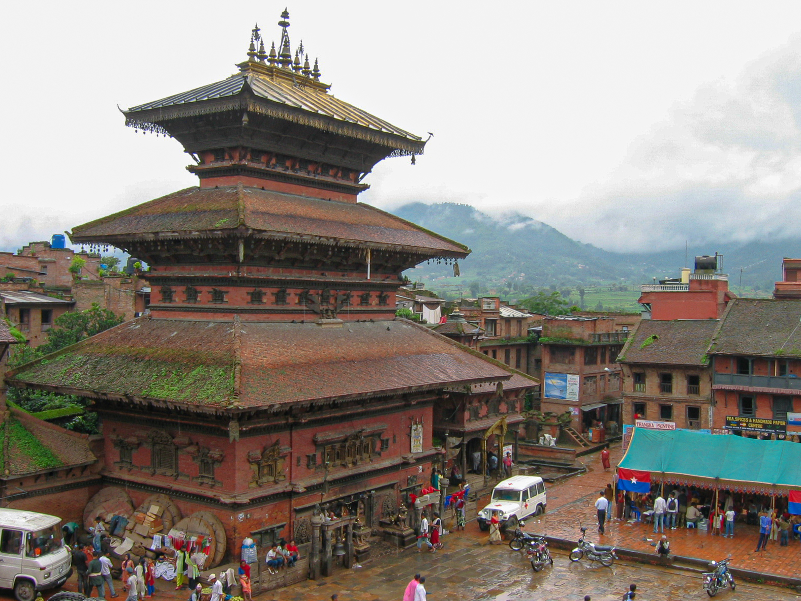 Bhaktapur - Taumadhi Square - Bhairavnath Temple