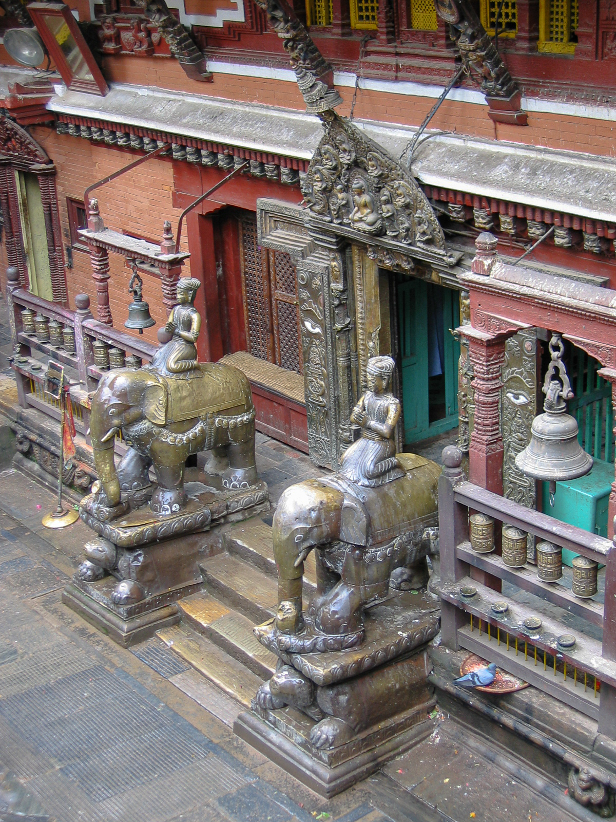 Patan - Inside the Golden Temple