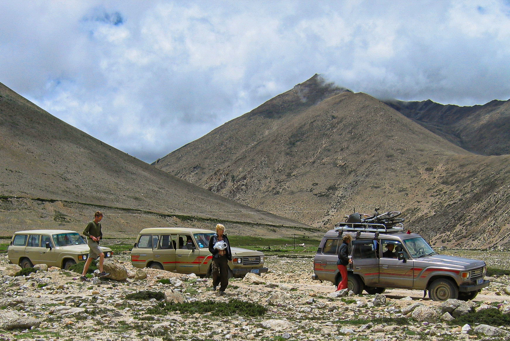 Kathmandu to Lhasa overland - Day 2. The 4WD convey in the Tibetan plateau.