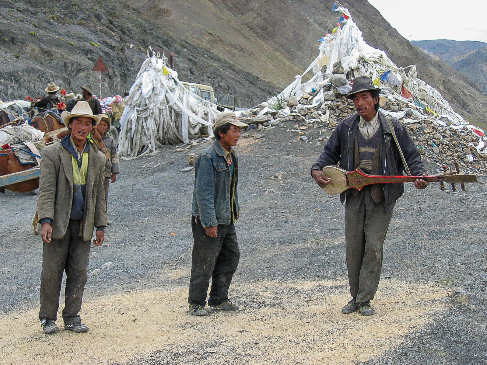 An impromptu Tibetan musical treat