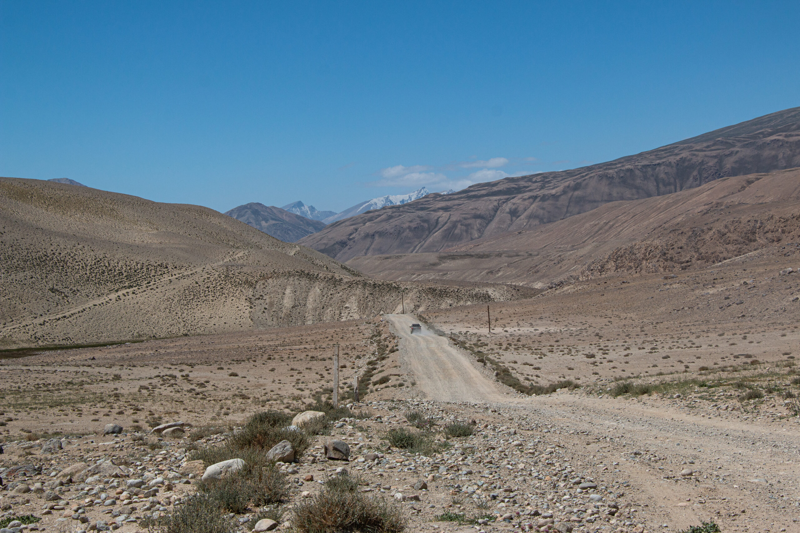 Langar to Bulunkul - High plateau desert road, Tajikistan