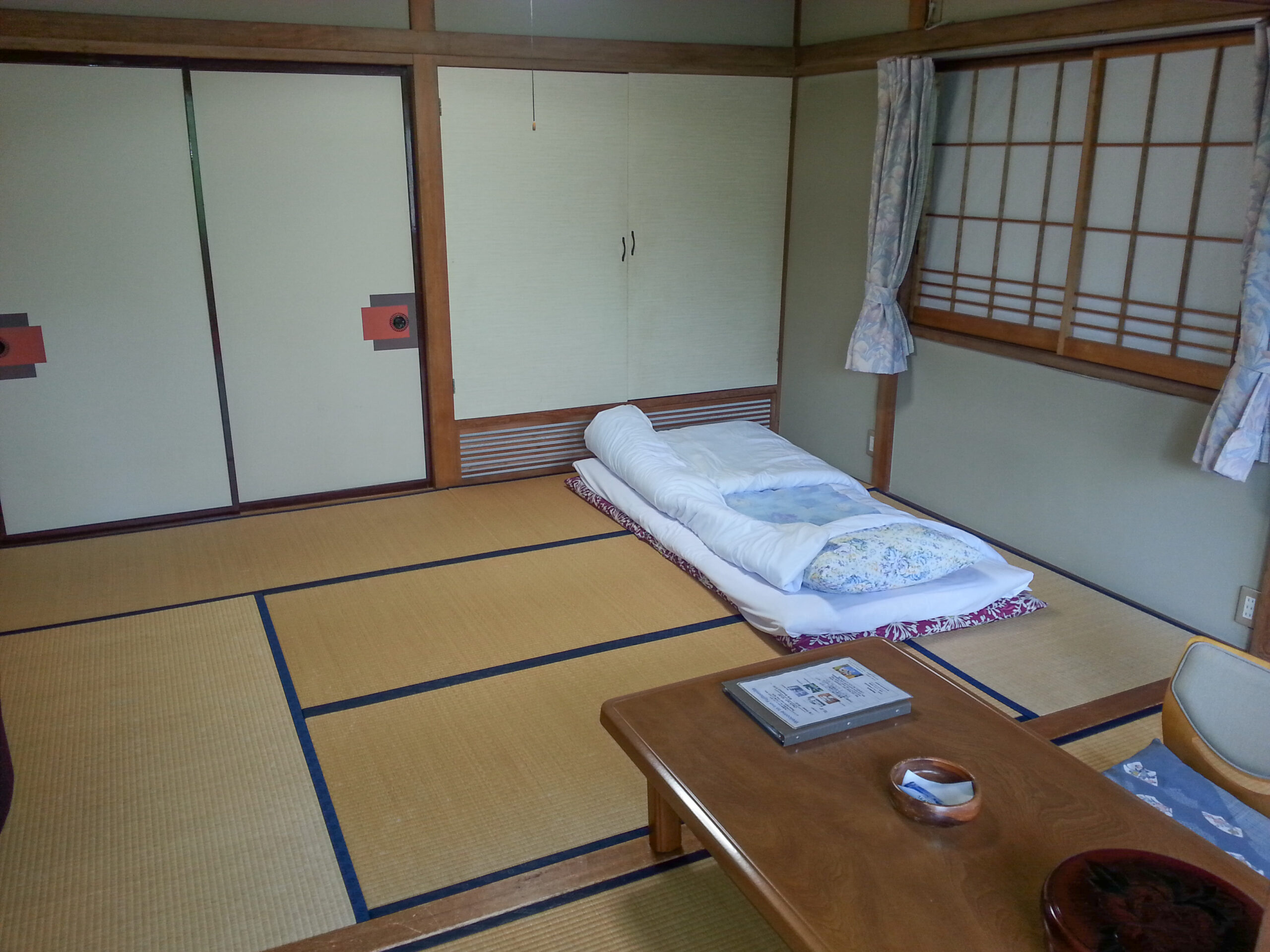 Minshuku room in Oshino.