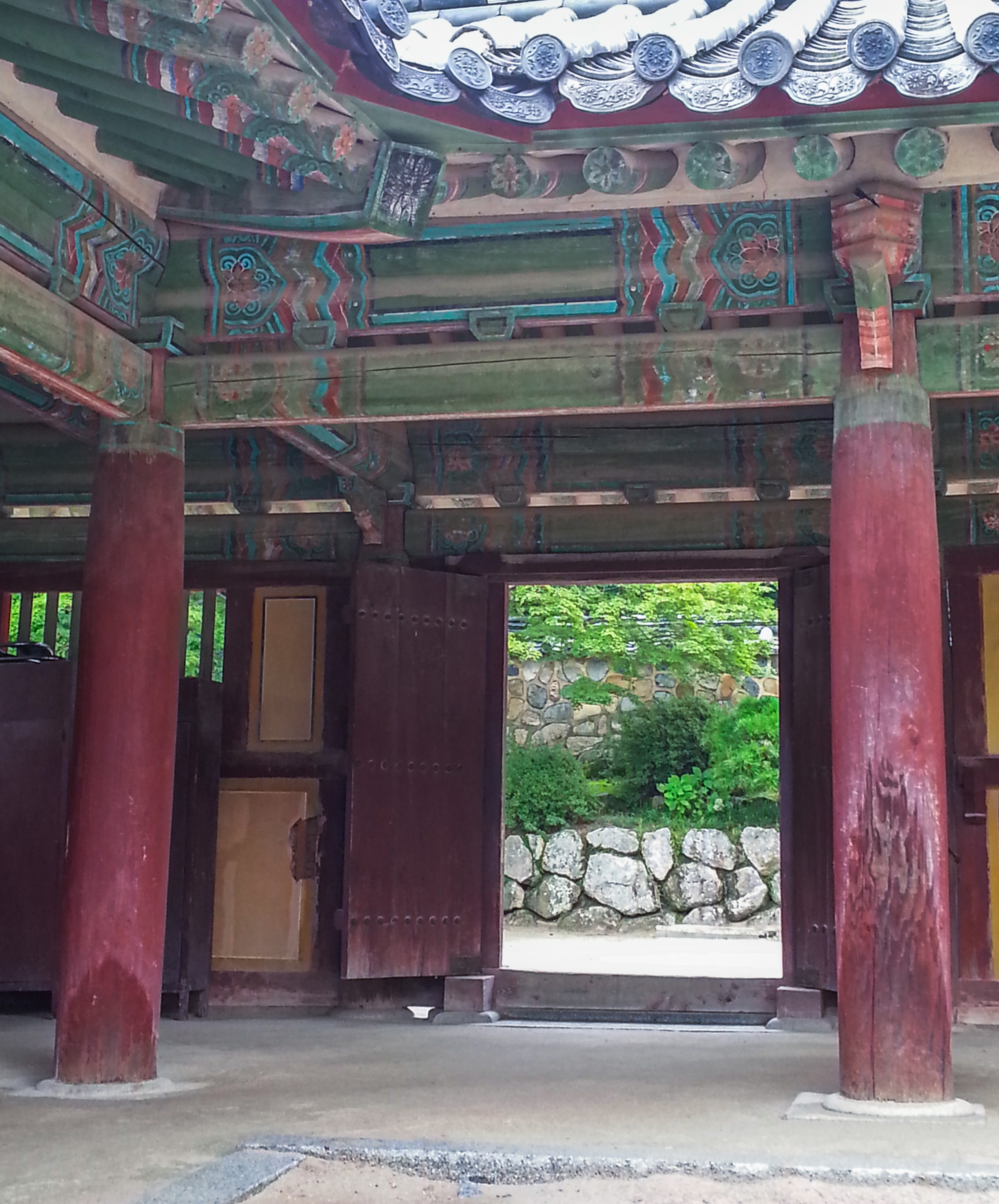 South Korea - Bulguk-sa - Inside the Temple