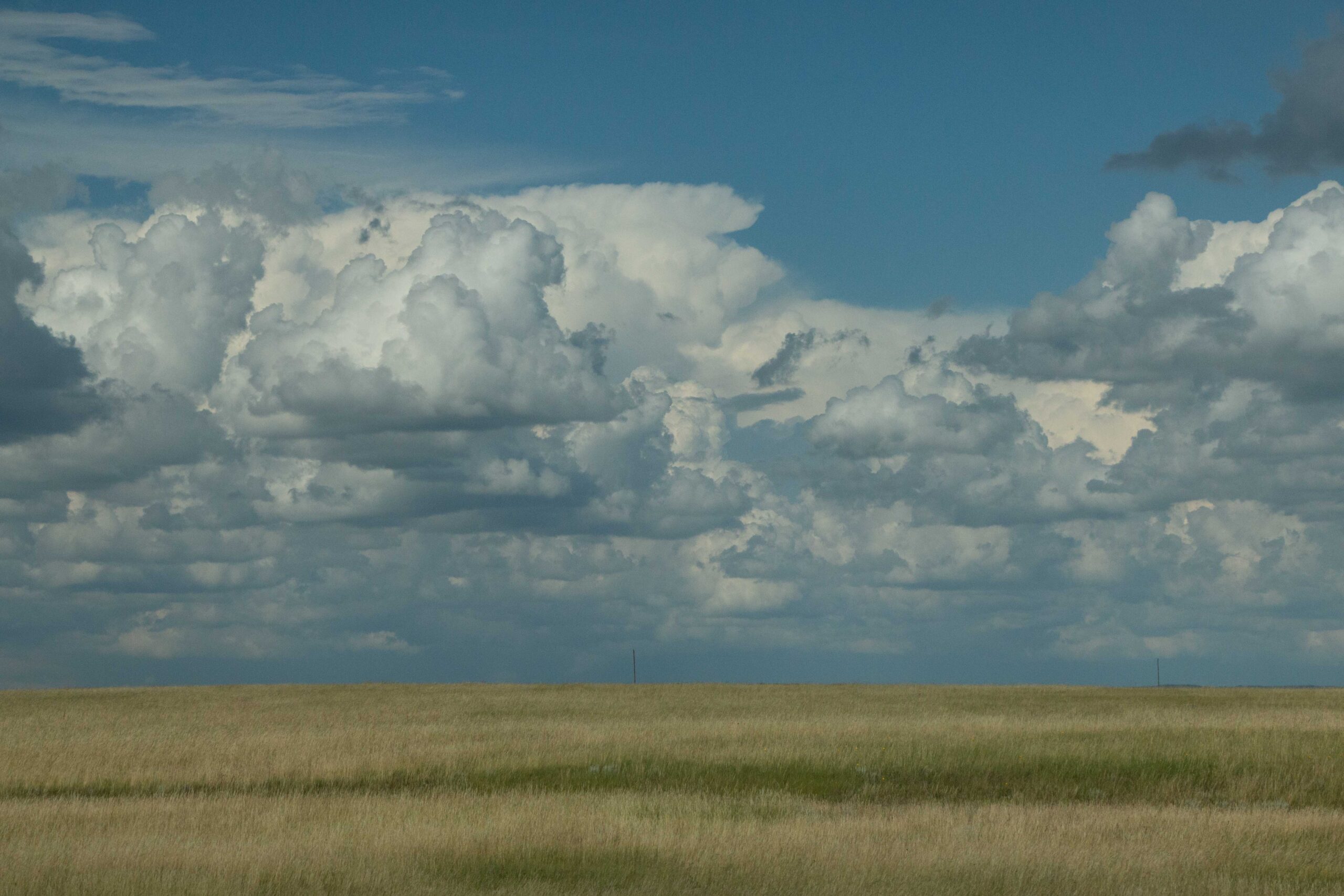 Manitoba - prairies and hypnotic skies